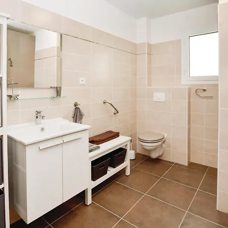 Apartment Stunning In Oletta W/ 2 Bedrooms And Wifi Oletta (Corsica)